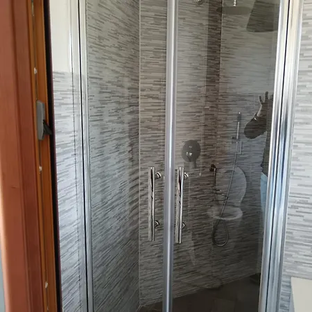 Rita בית כפרי קוריליאנו קלאברו