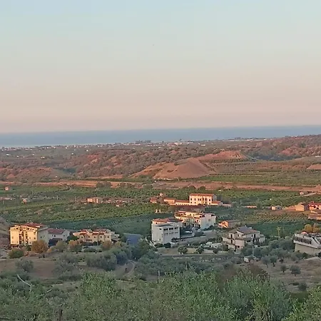 בית כפרי Rita *